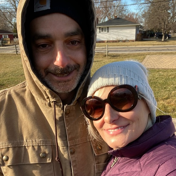 Meet your Posher, Peggy - Picture 3 of 3